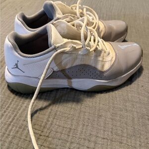 Air Jordan 11 CMFT Low